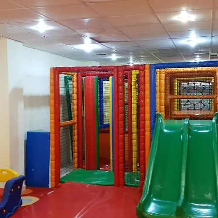 شقة Whispering Sands Self Catering كوشاداسيه